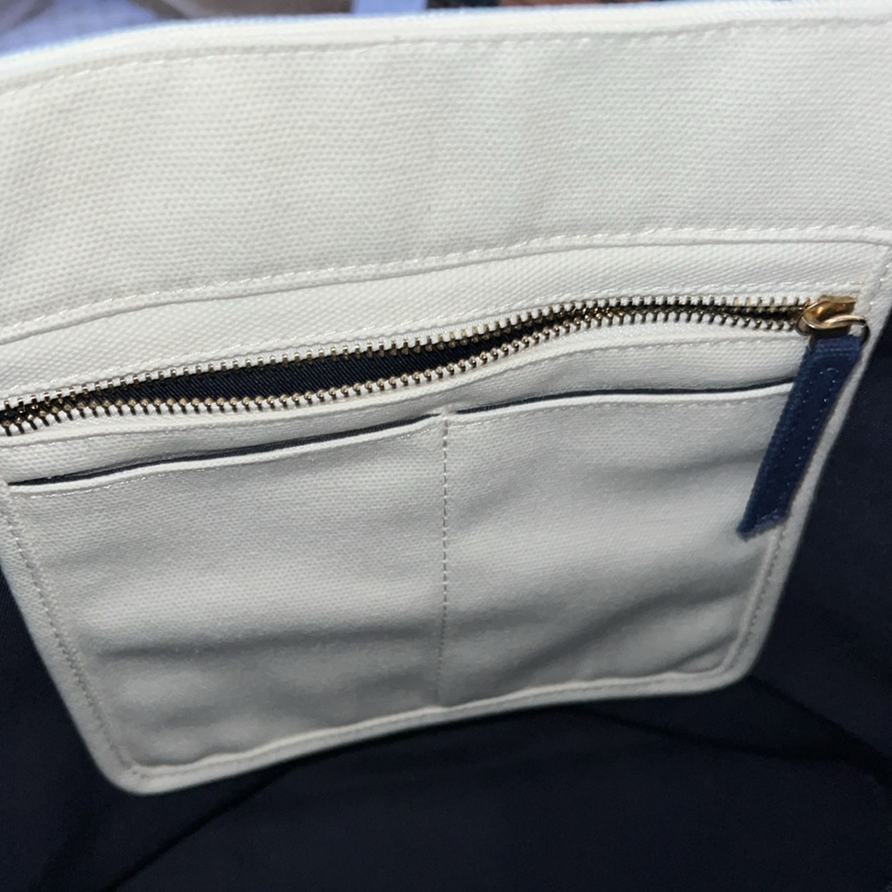 Vineyard Vines Martha’s Vineyard Canvas Tote Preppy - Picture 5 of 11